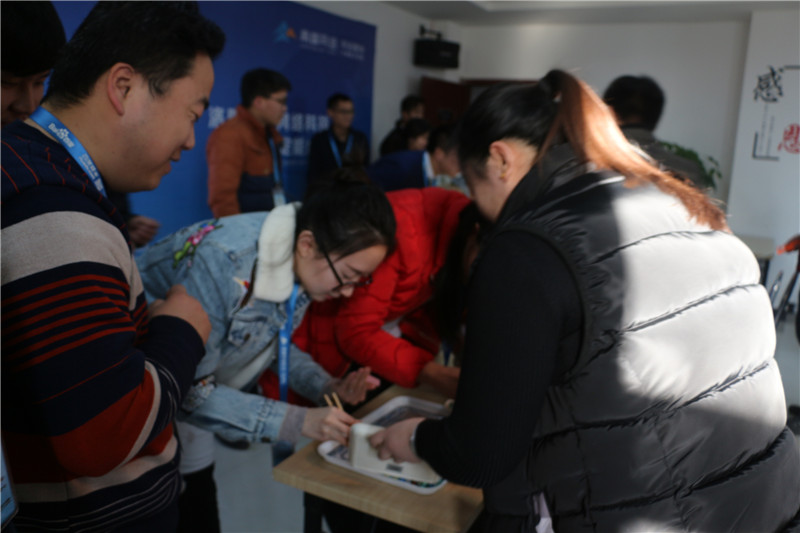 1486719090225710.jpg IMG_5357.JPG